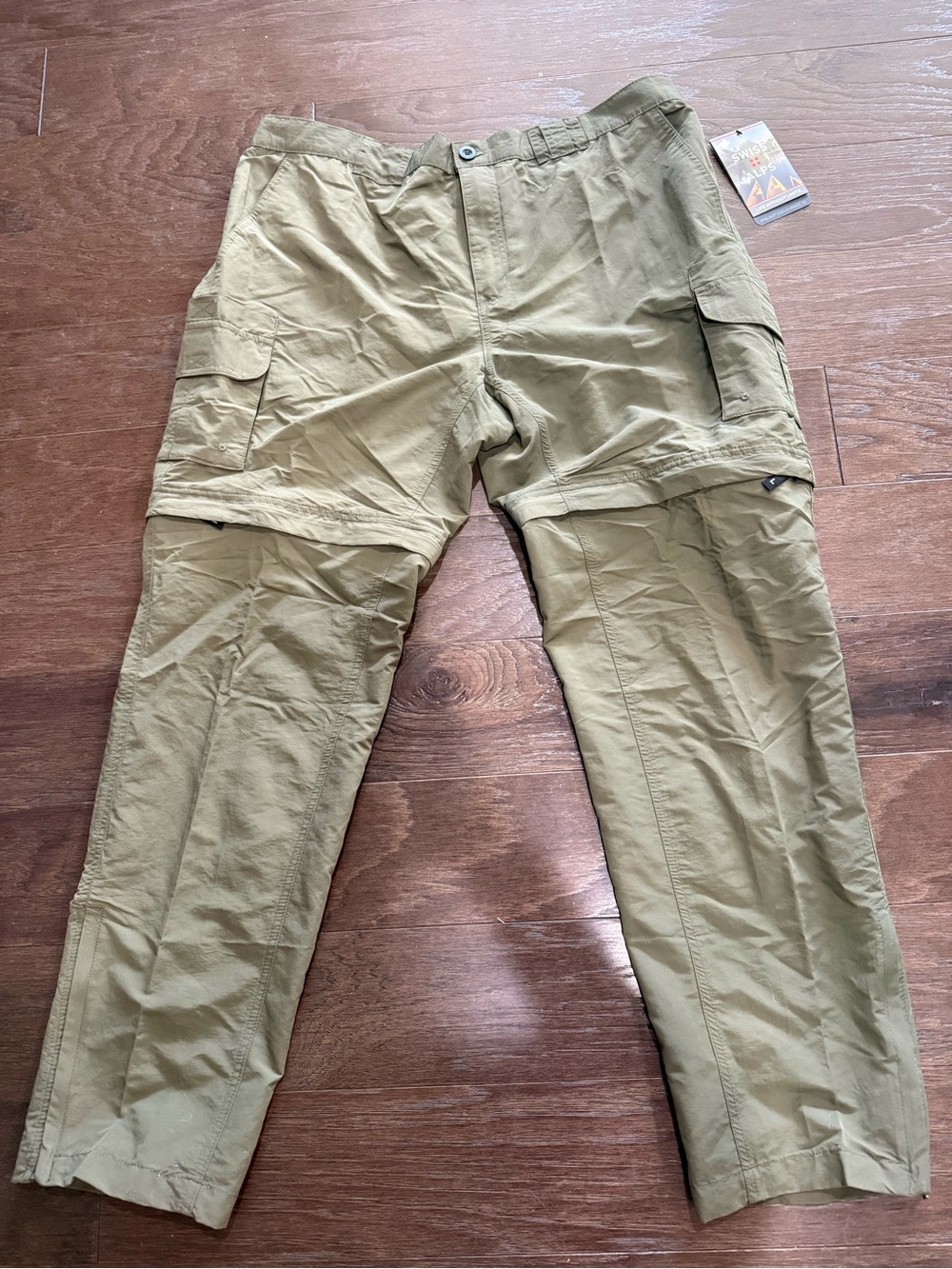 Men’s Swiss Alps Convertible Cargo Pants - Olive